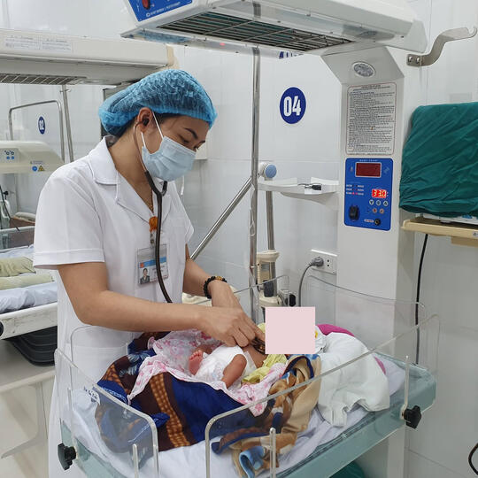 <a href="/chuyen-khoa" title="Chuyên khoa" rel="dofollow">Chuyên khoa</a>